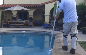 How to clean swimming pool