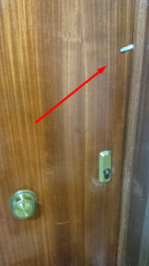 Markers of paper or plastic on the door seal