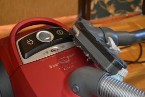 How does vacuum cleaner works
