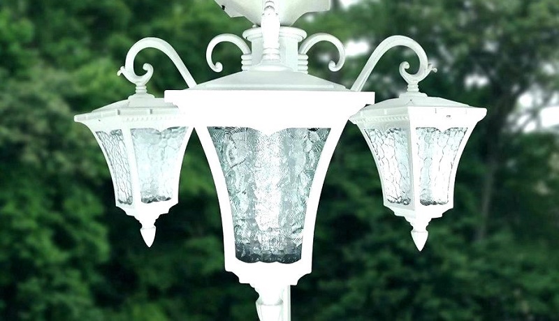 outdoor lamp posts