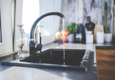 How to Fix a Leaky Kitchen Faucet without Help of a Plumber