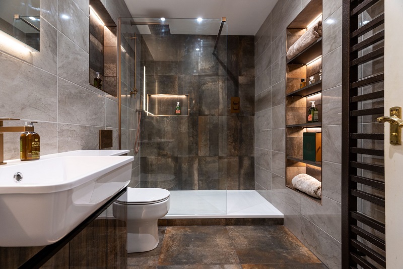 Modern Luxury Bathroom