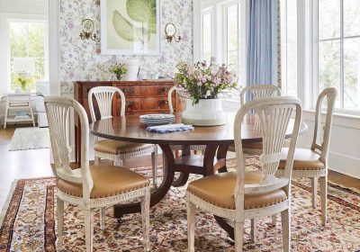 How to Make a Traditional Dining Room Look Modern