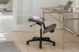 Are kneeling chairs better for your posture