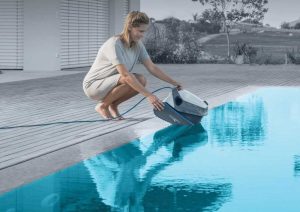 What is the advantage of using a robotic pool cleaner